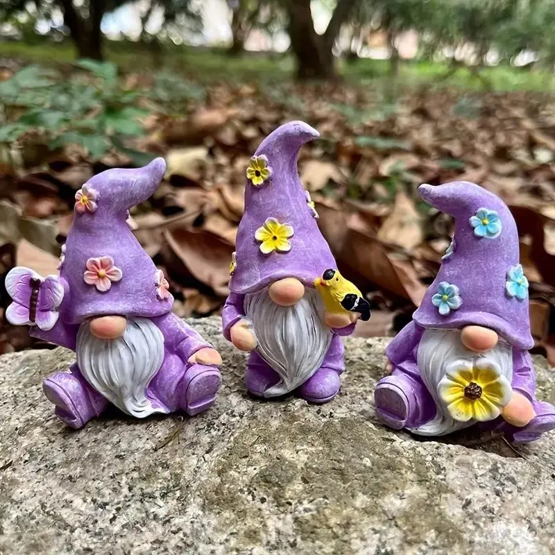 Anime-Style Resin Gnome Statue Set, 3-Piece Decorative Figures, Indoor/outdoor Use, Perfect Gift for Holidays & Special Occasions