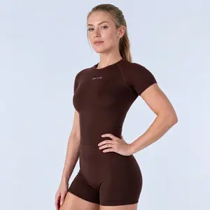 DFYNE Impact 2-Piece Short Sleeve & Shorts Set Sculpting Contour Breathable 4 Way Stretch Workout Outfit for Women Longline Fit Raglan Sleeves High-Stretch Durable Shape-Retaining, 2 Piece Sets, Gym Outfits