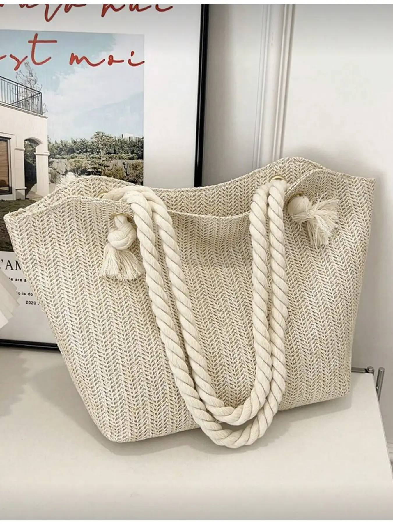 2026 New Country Style Multi Functional Women's Crossbody Bag Casual Large Capacity Tote Woven Straw Beach Bag Easy Leisure Style Beach Shoulder Bag
