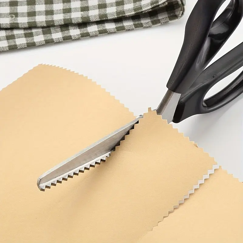 1 pair of lace edging scissors, lock edges, triangular wave teeth fabric cutting, tailor specific scissors, stainless steel handmade scissors, Sewing Tools, Sewing Supplies