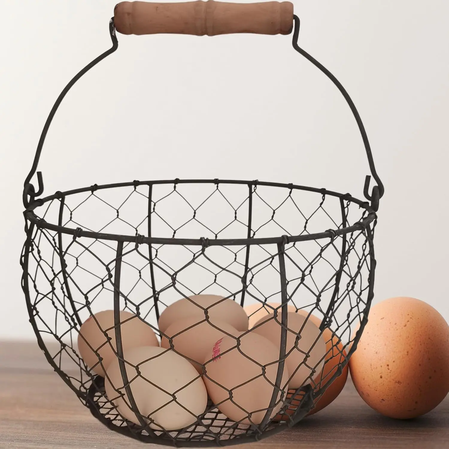 Wire Egg Basket for Gathering Fresh Eggs,Rustic Metal Egg Basket