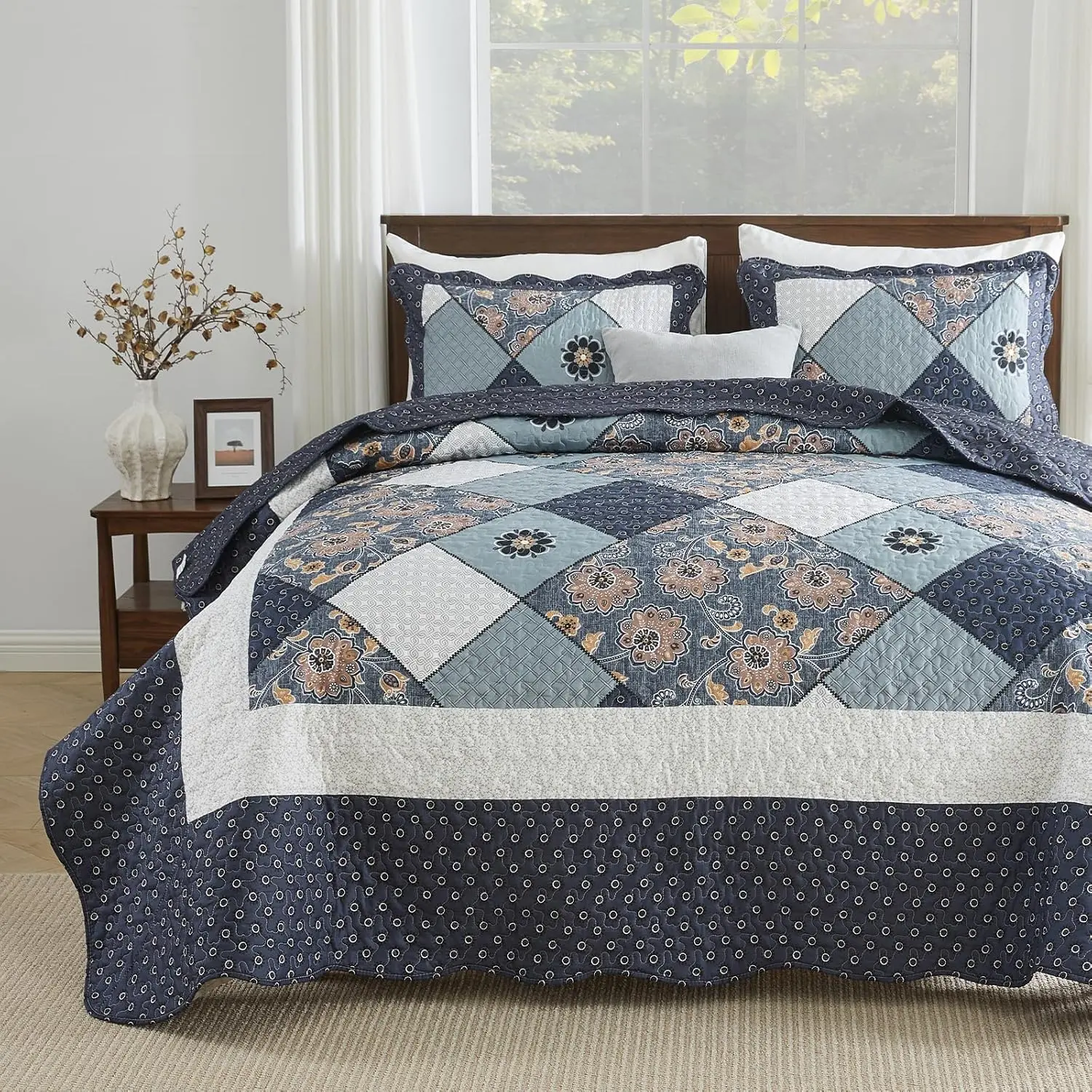 Quilts  Size, Navy Blue Patchwork Floral Bedspreads, Lightweight Reversible Bed Coverlet for  ,  Style Quilt Set with 2 Pillow Shams
