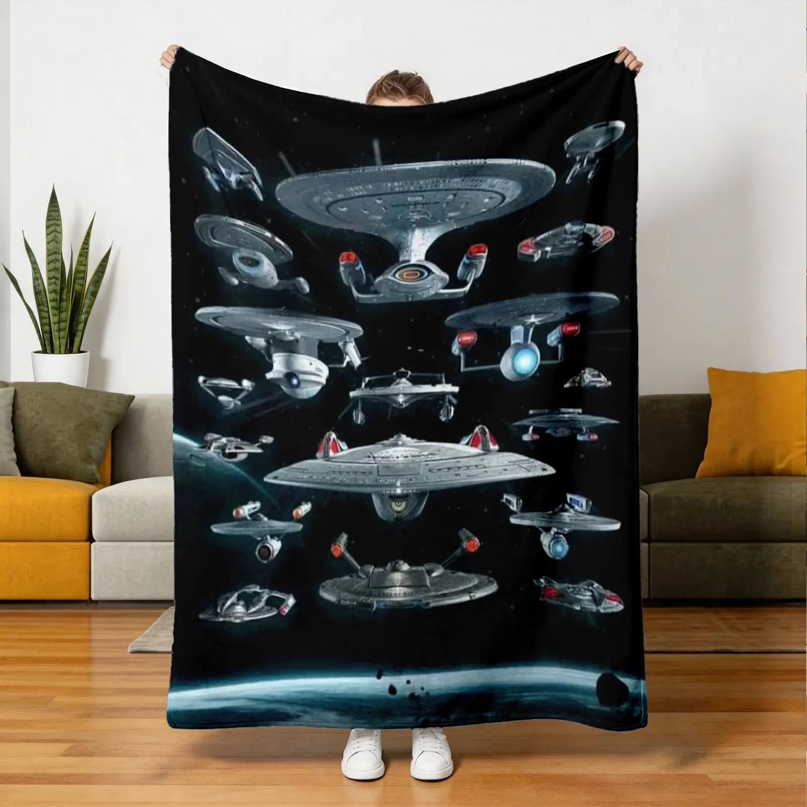 Star Trek Starship Collection Flannel Blanket, Soft Skin-Friendly Warmth, Sofa Bedroom Nap Multi-Scene Use, Classic Style Print, Print Throw Blanket