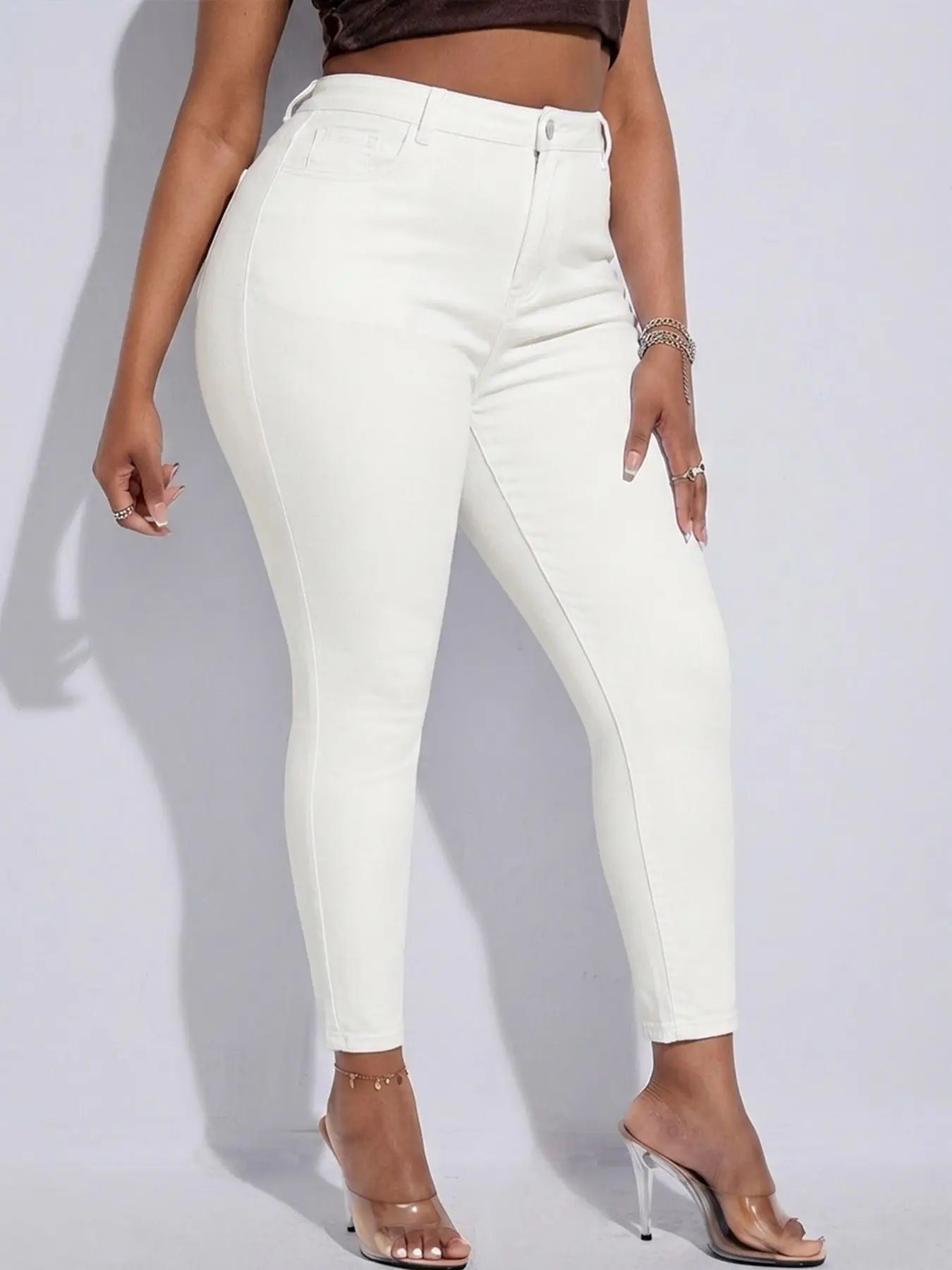 High Elasticity Washed Denim Jeans for Women, Tight Fit Skinny Pants with Pockets, Elegant Casual Style, Comfortable Fabric for All Seasons