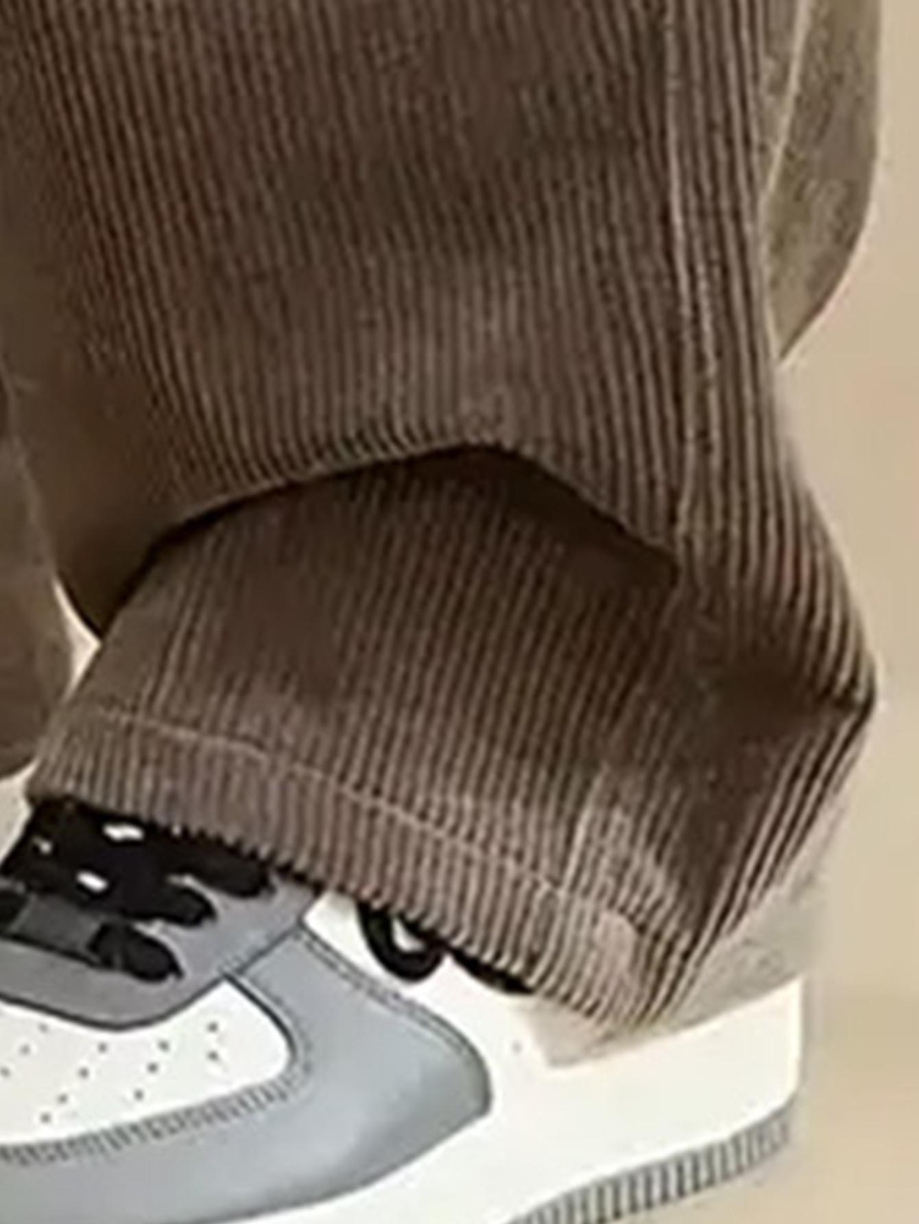 Men's brown chenille casual pants, heavyweight style, loose fit, trendy outdoor sports street style.