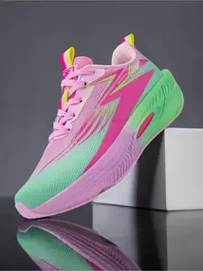 2026 New Spring Sneakers Breathable Mesh Thick Sole Comfortable Walking Shoes Lightweight Sports Shoes for Gym & Outdoor Color Block Shoes