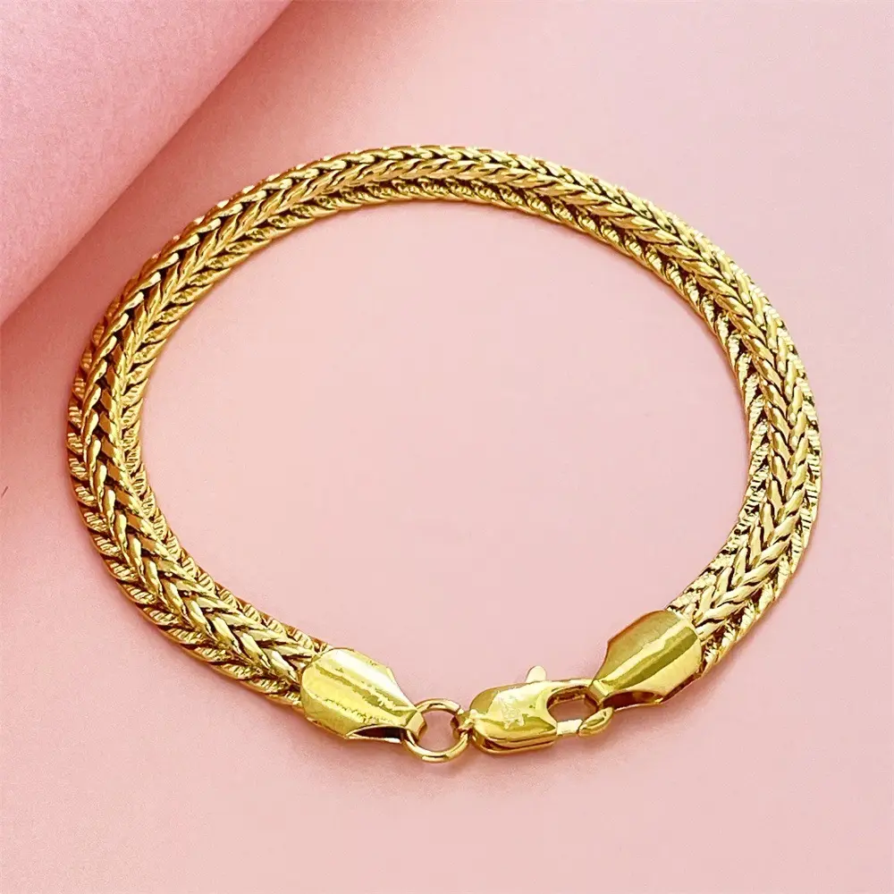 Women's Stainless Steel Non Tarnish Flat Herringbone Chain Gold Bracelet, Tarnish-Free Minimalist Fashion Accessory for Everyday & Office Wear
