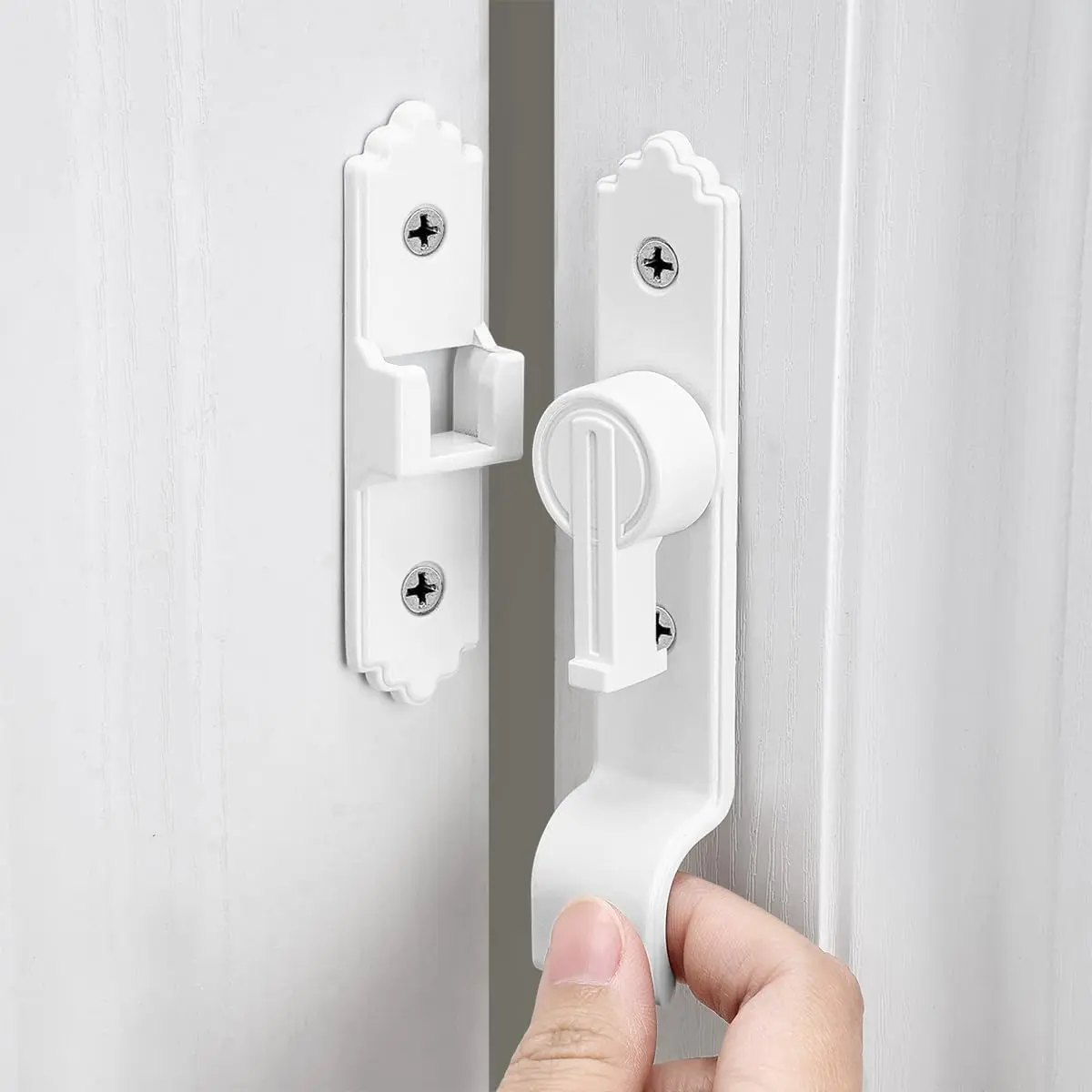 90   Door Lock, Flip Gate Latch with Handle