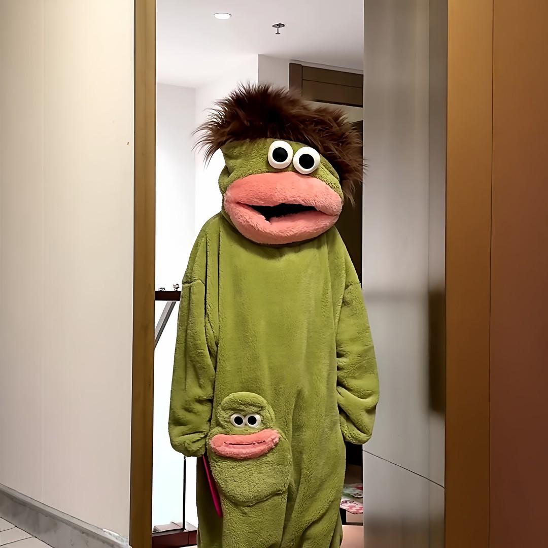 Mouth Monster Onesie for Adults - 2026 Funny Snuggly Fleece Pajamas, Hilarious Design for Comfortable Lounging