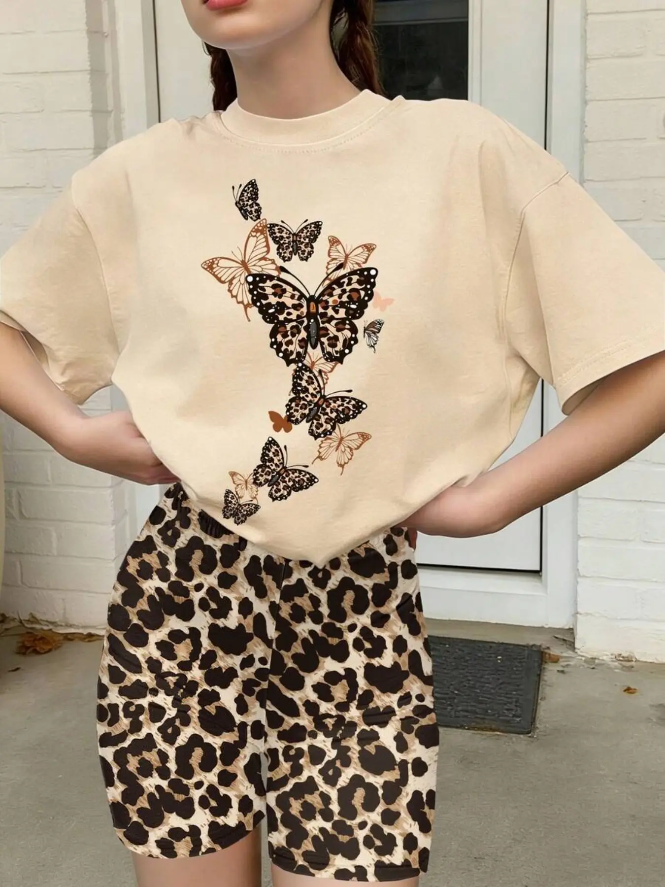 Girls' Animal Print Short Sleeve Slim Fit Suit, Casual, Comfortable and Versatile, Perfect for Daily Outings, Stylish and Practical Clothing Set