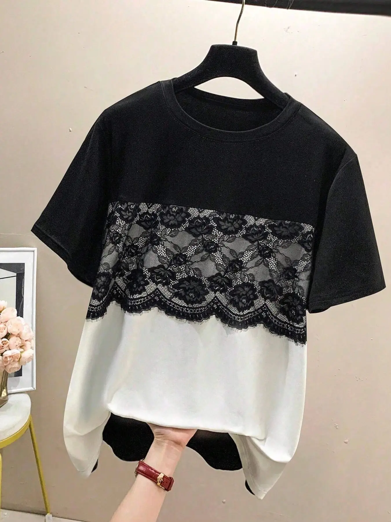 Spring Summer Round Neck Lace Trim Patchwork Short Sleeve T-Shirt, Women's Fashion Top, Casual Everyday Daily Wear, Stylish and Comfortable