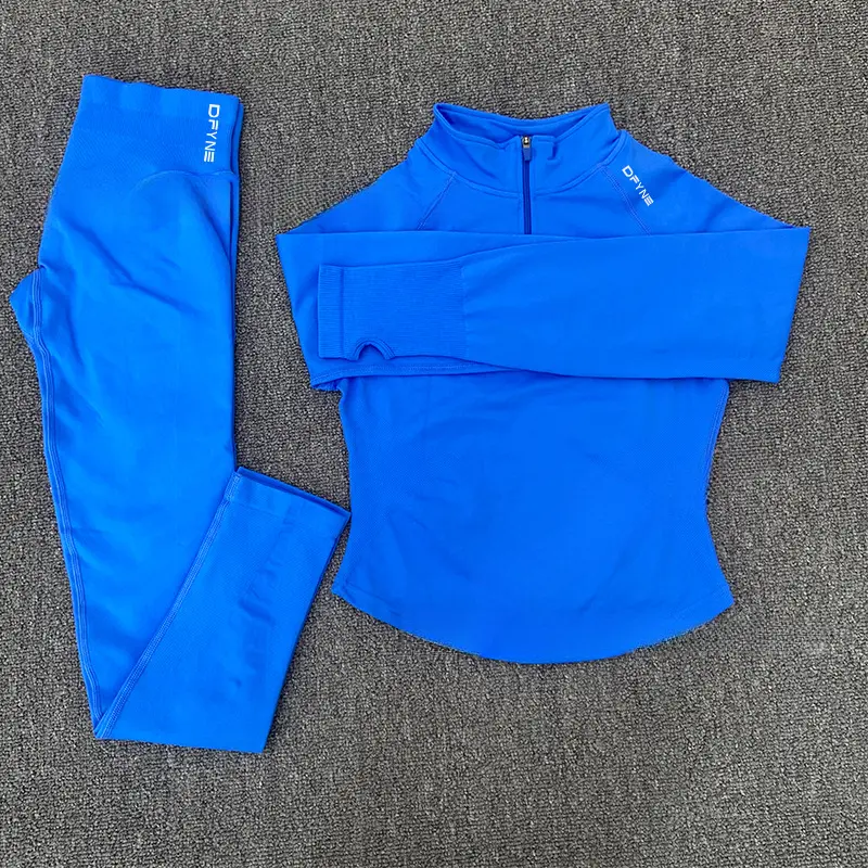 Dfyne Women's Seamless Matte Cropped Quarter-Zip Pullover with Hourglass Contour Ruching & Thumbholes for Outdoor Athleisure Layering, Sports Clothes, Geometric, Long Sleeve, Fabric, Plus Size, Athleisure Wear, Female, Mock Neck Pullover