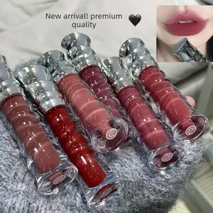 Luxury Crystal Lip Gloss - Moisturizing, buildable color lip tint, suitable for all-day wear, naturally fitting