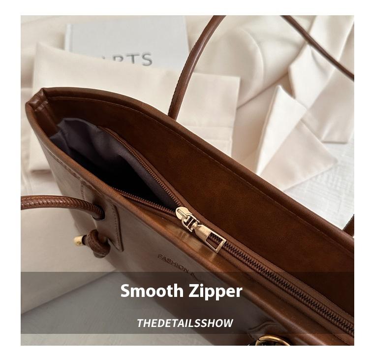 25 fall&winter Women's Elegant Solid Color Shoulder Bag, Fashionable Large Capacity Crossbody Bag for Daily Used, Casual Trendy Versatile High-quality Daily Commuting Bag SpringStatements