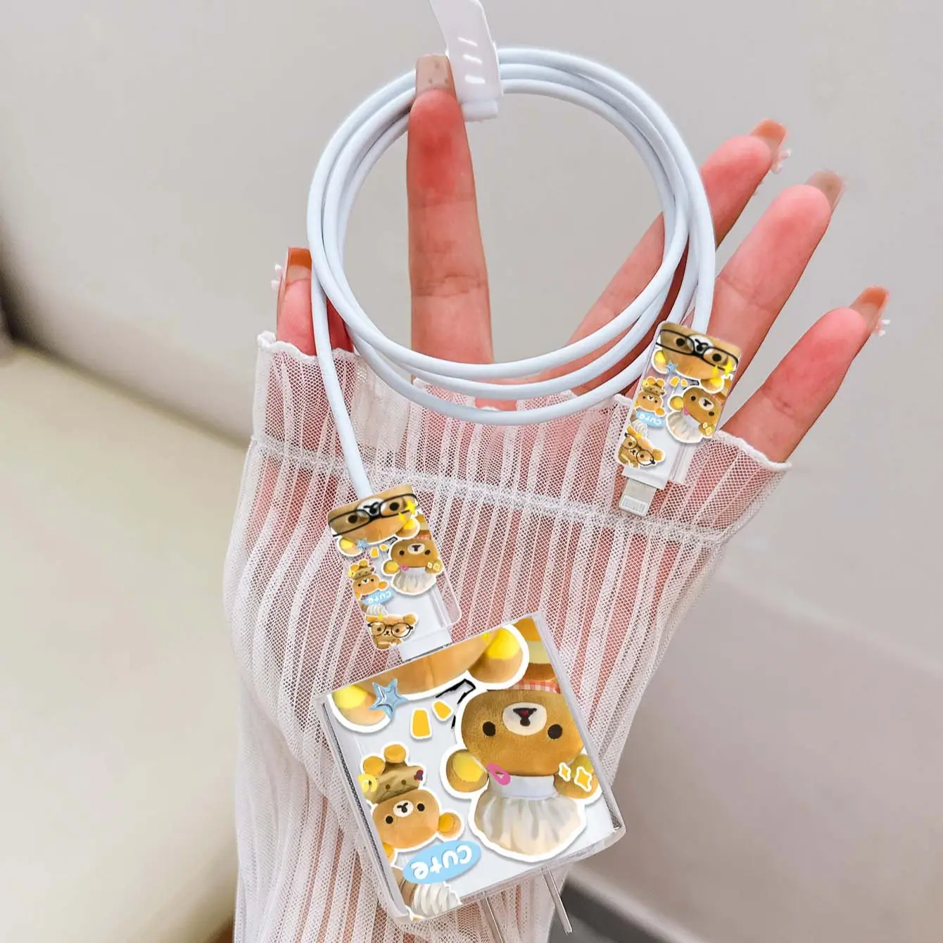 Funny Bear Design Transparent Charger Case, Data Cable Organizer Kit, 20w/18w Adapter, Compatible with Apple 11/12/13/14/15/16/13promax/16promax/17promax, Cellphone Accessories Protection Casing