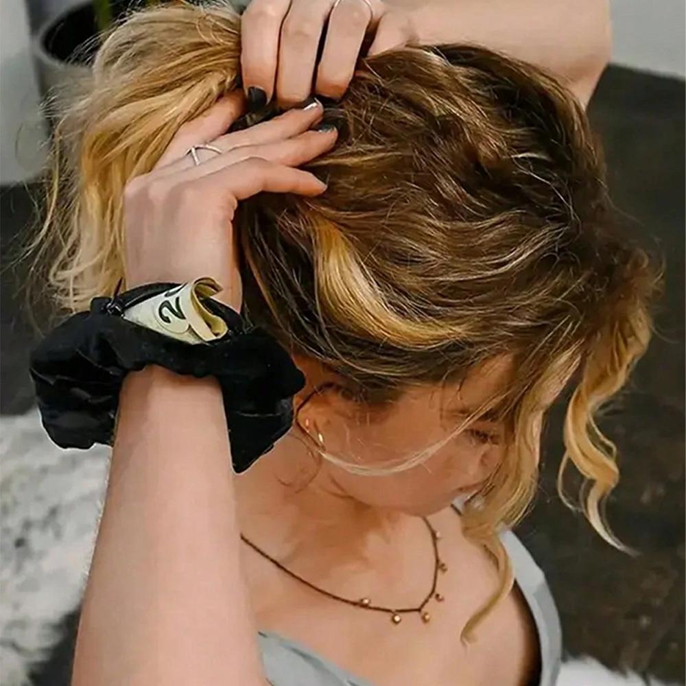 Velvet Hair Scrunchie with Hidden Pocket, Multi-Functional Storage Bag for Cash and Small Items, Travel Essential for College Girls