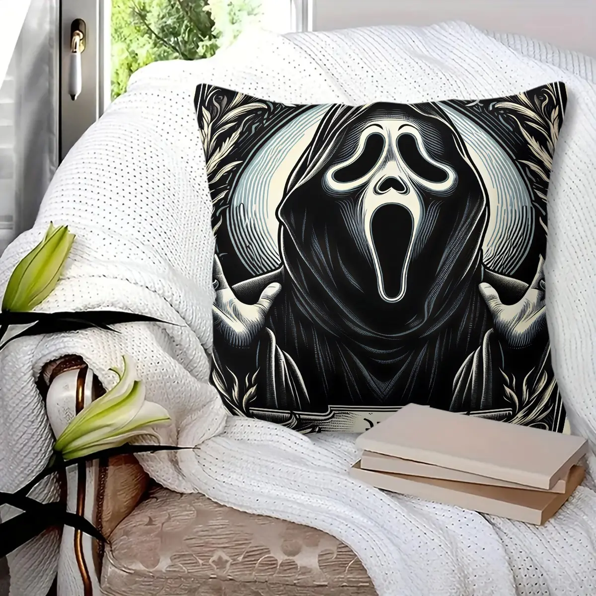 45x45cm 1Pc Ghostface Scream Printed Throw Pillow, Soft Fluffy Durable Decorative Cushion, Perfect for Sofa, Bed, Living Room, Bedroom Decoration, Ideal Spooky Holiday Gift for Horror Movie Lovers (includes filling)