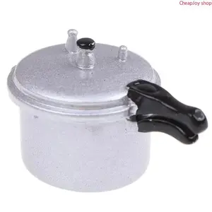 1:12 Scale Dollhouse Miniature Pressure Cooker, High-Quality Simulation Kitchen Appliance, Durable Pretend Cooking Utensil, Micro Kitchen Accessory for Dollhouse Decor, Collectible Mini Home Decoration & Display Prop