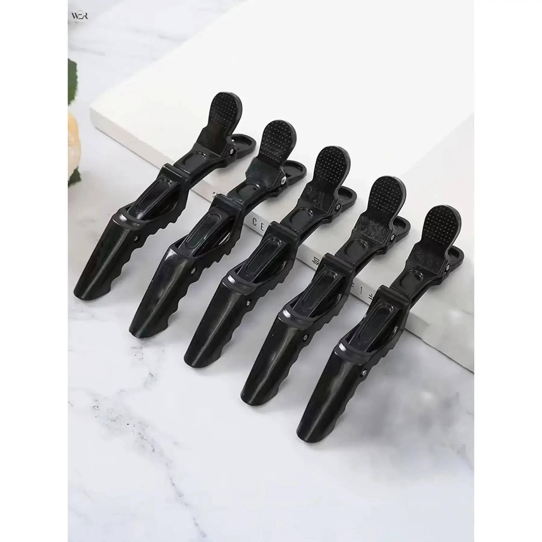 11cm Professional Salon Hair Sectioning Clips for Stylists, Non Slip Teeth Alligator Hair Clamps, Black Lilac Pink 3 Colors Lightweight Plastic Hair Tools for Haircut Coloring Blow Drying Salon Home Use
