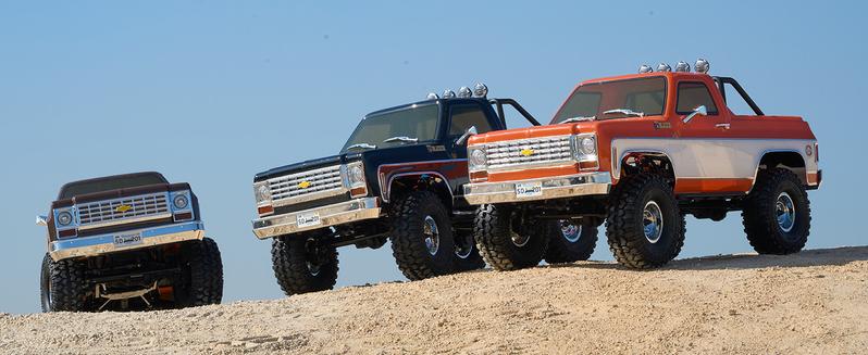 FMS 1/10 RC Crawler FCX10 Chevy K5 Blazer RS RC Car Officially Licensed Car Model RC Pickup Truck Hobby RC Offroad Rock Truck DIG/4WD/FWD 11CH 2.4GHz Remote Control Car for Adults Included (RS does not come with Charger and battery)