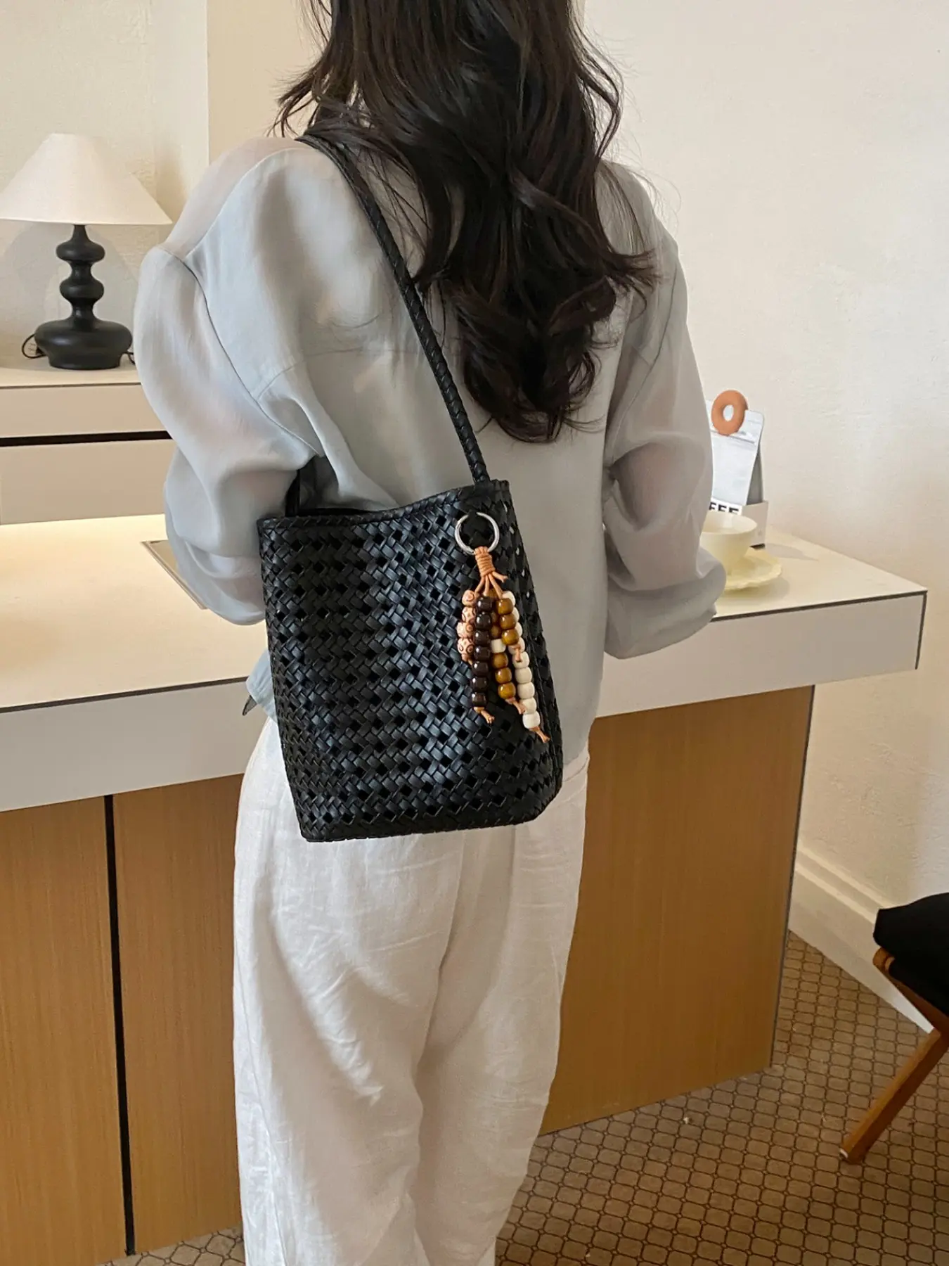 2026 New Fall Summer Hollow Out Shoulder Bag, Vacation Style Soft Leather Vintage Bucket Bag, Woven Basket Handbag, Single Strap Casual Crossbody