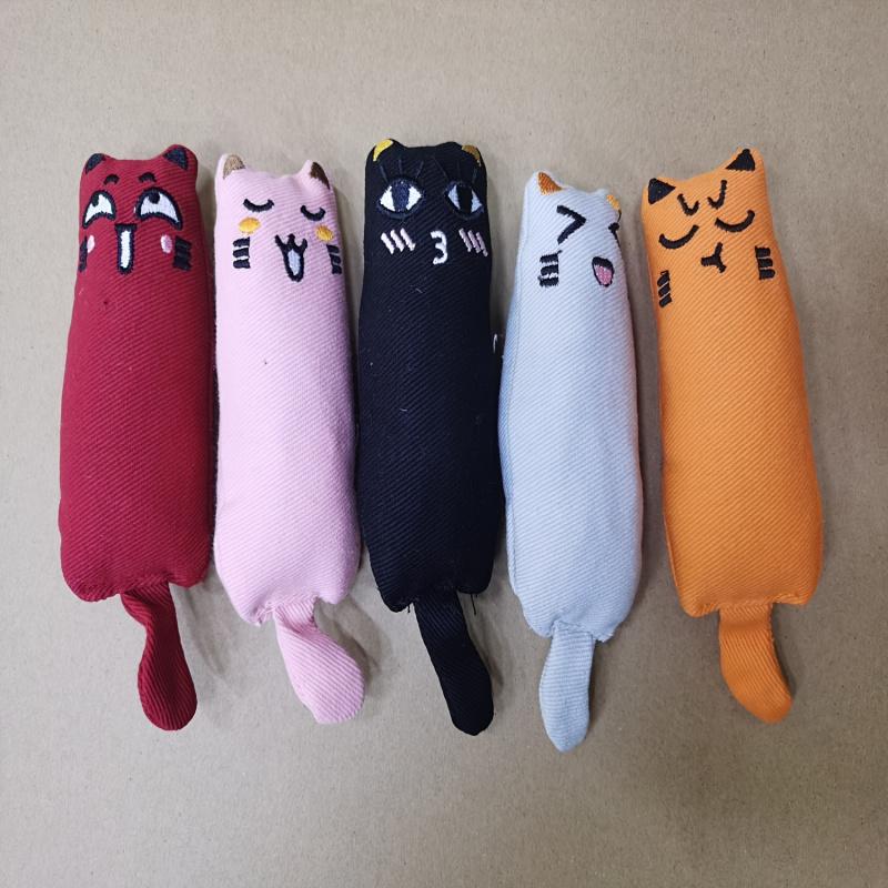 Random Color Catnip Toy, 1 Count Durable Chew Toy for Cats, Cute Cat Teaser Toy, Pet Interactive Toy, Fun Indoor Cat Teething Toy, Cat Scratch Toy