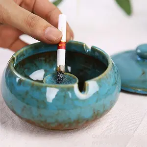 1pc Ceramic Ashtray with Lid – Windproof Ashtray for Indoor or Outdoor Use – Creative Ashtray – Gift for Men, Valentine's Day Gift, New Year's Gift
