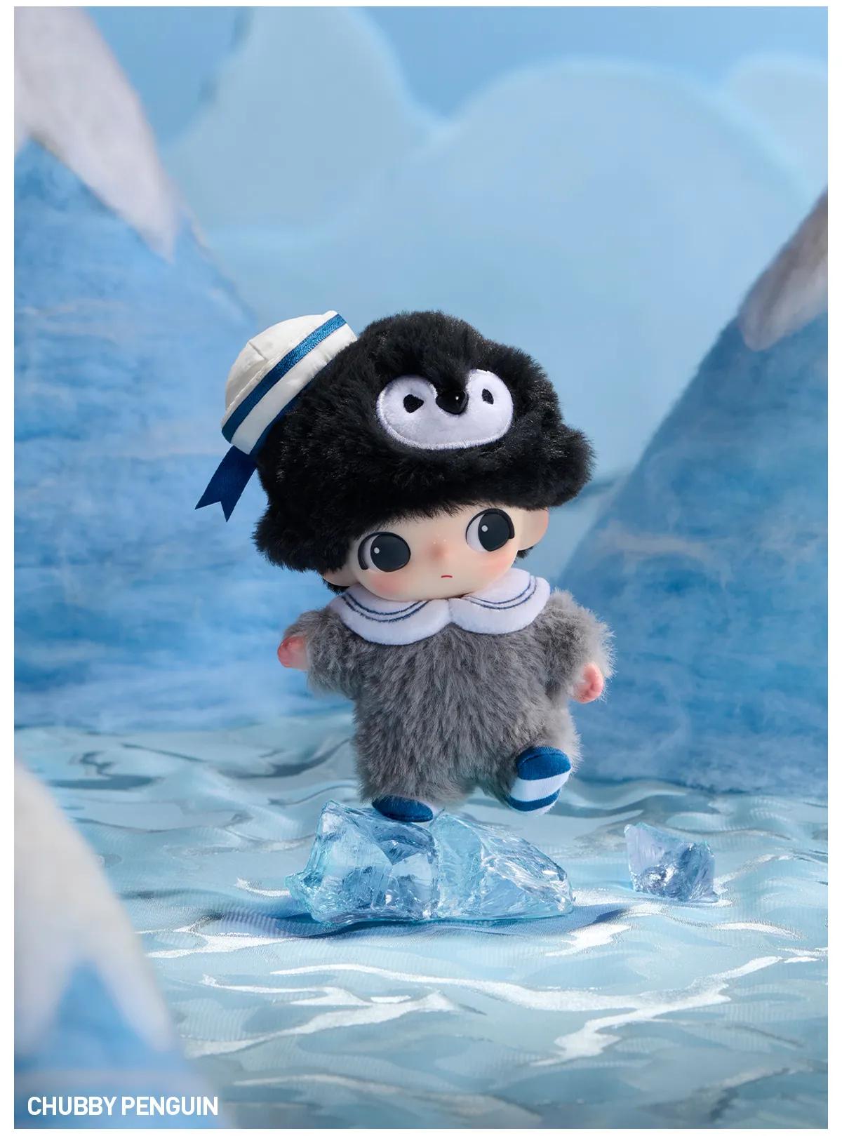 1554. DIMOO The Secret Theatre Club Series - Vinyl Plush Pendant Blind Box