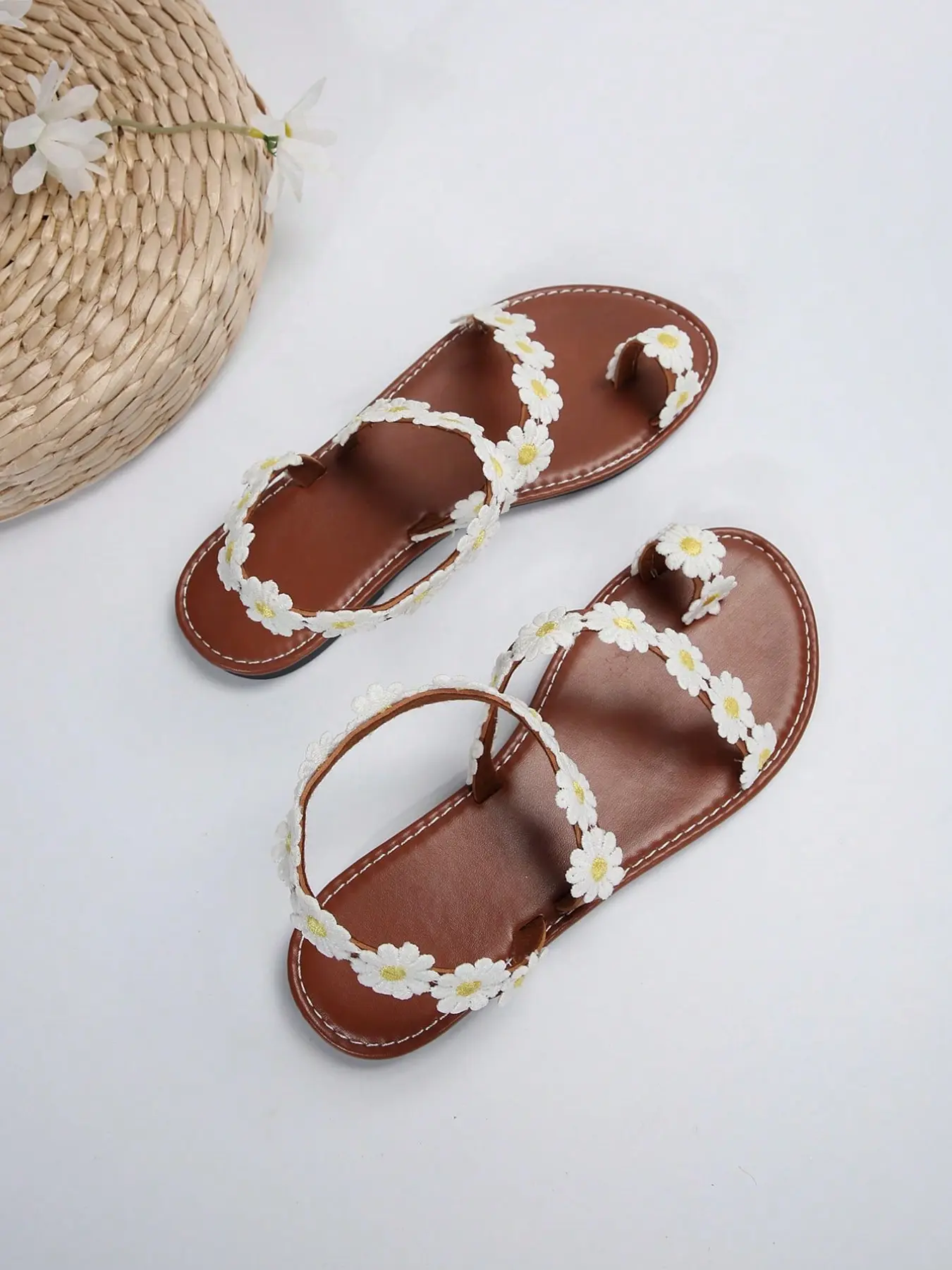 Large Size Summer Vacation Open-Toe Dark Casual Fashion Sunflower Flat Sandals, Women's Comfortable Lightweight Shoes, Floral Pattern, Garden Sandals