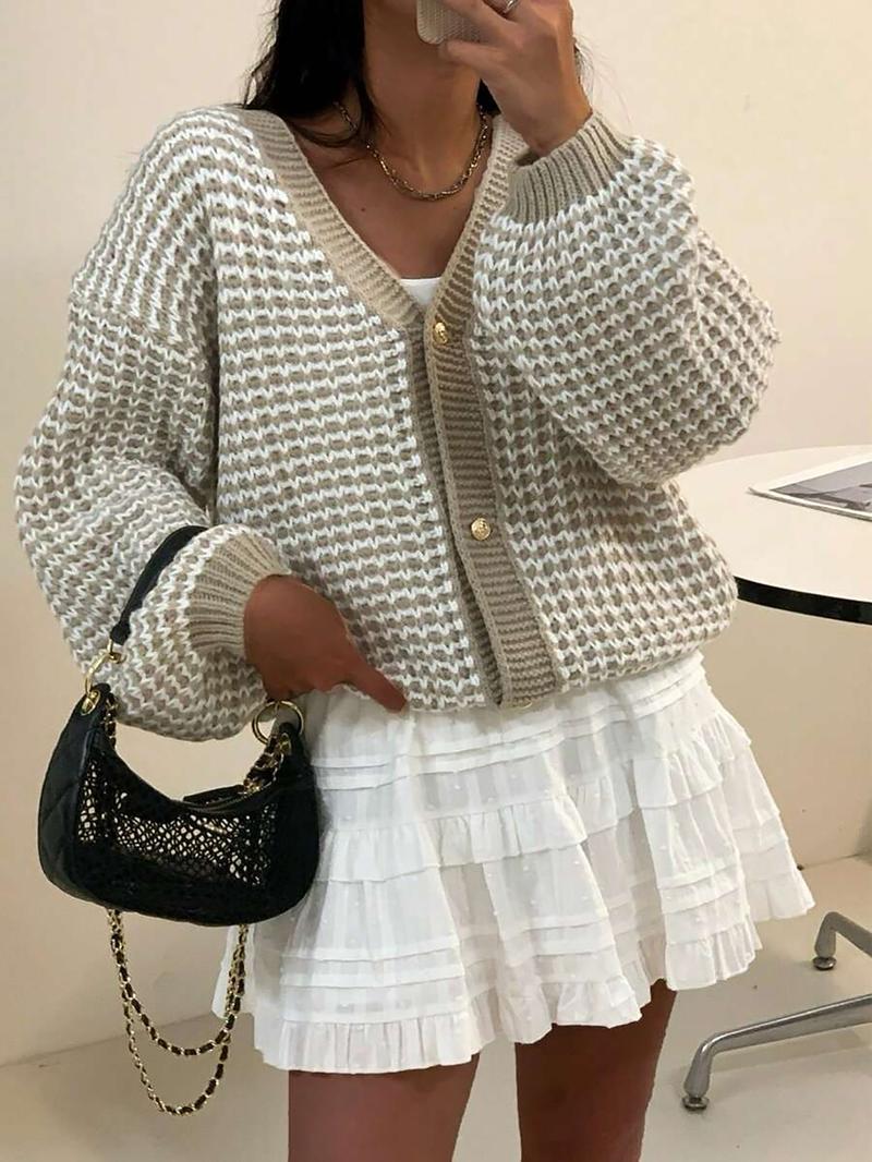 Women's V-Neck Long-Sleeve Sweater Cardigan, Thick Knit Loose-Fit Colorblock Design, Casual Fashion Outerwear for Fall and Winter