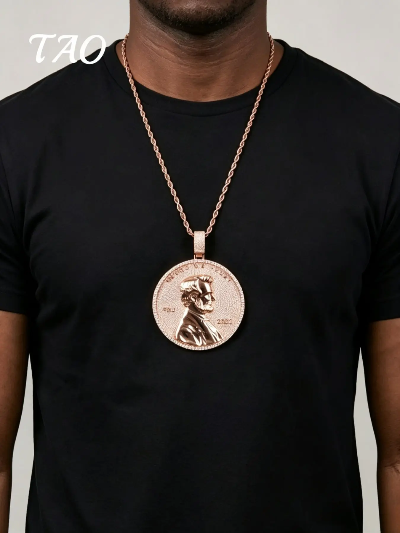 TAO-Creative Vintage Relief Portrait Pendant Necklace, Copper Zircon, 24inch Braided Chain, Hip Hop Style, Unisex, Couple Jewelry, Fashionable