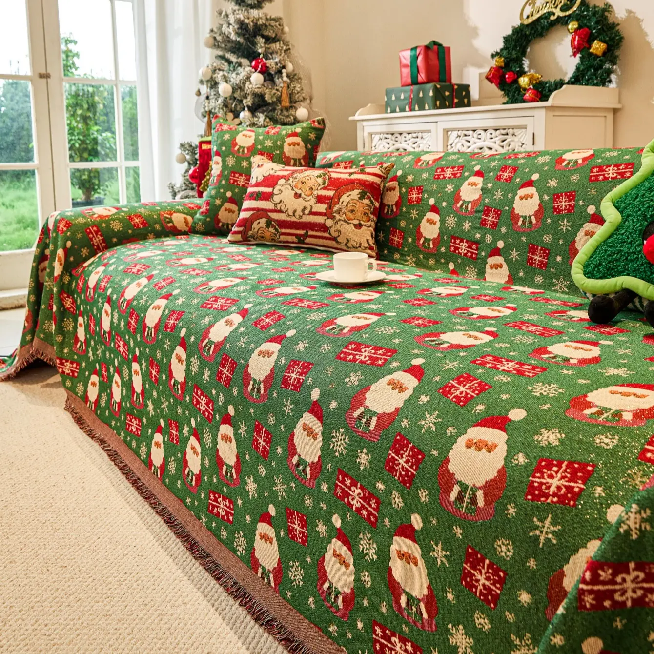 New Year Theme Sofa Cover, Winter Plush Sofa Throw, Non-Slip Leather Sofa Protector, Pet-Friendly, Soft Lounge Decor, Fits 1-4 People & L-Type Sofas