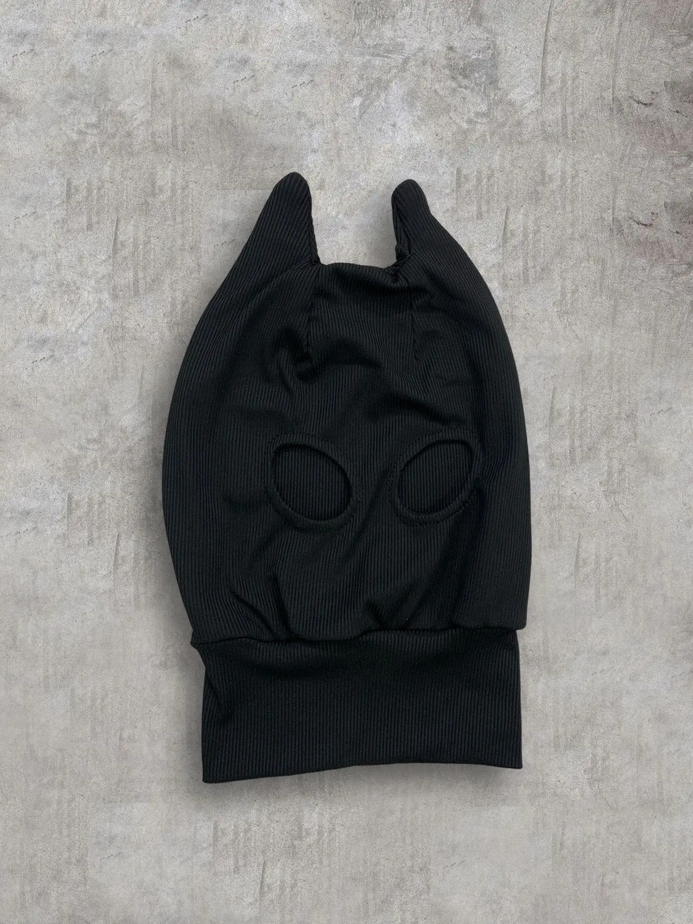 Dark and quirky, cold proof and warm head cover for outdoor cycling, breathable face mask and hat
