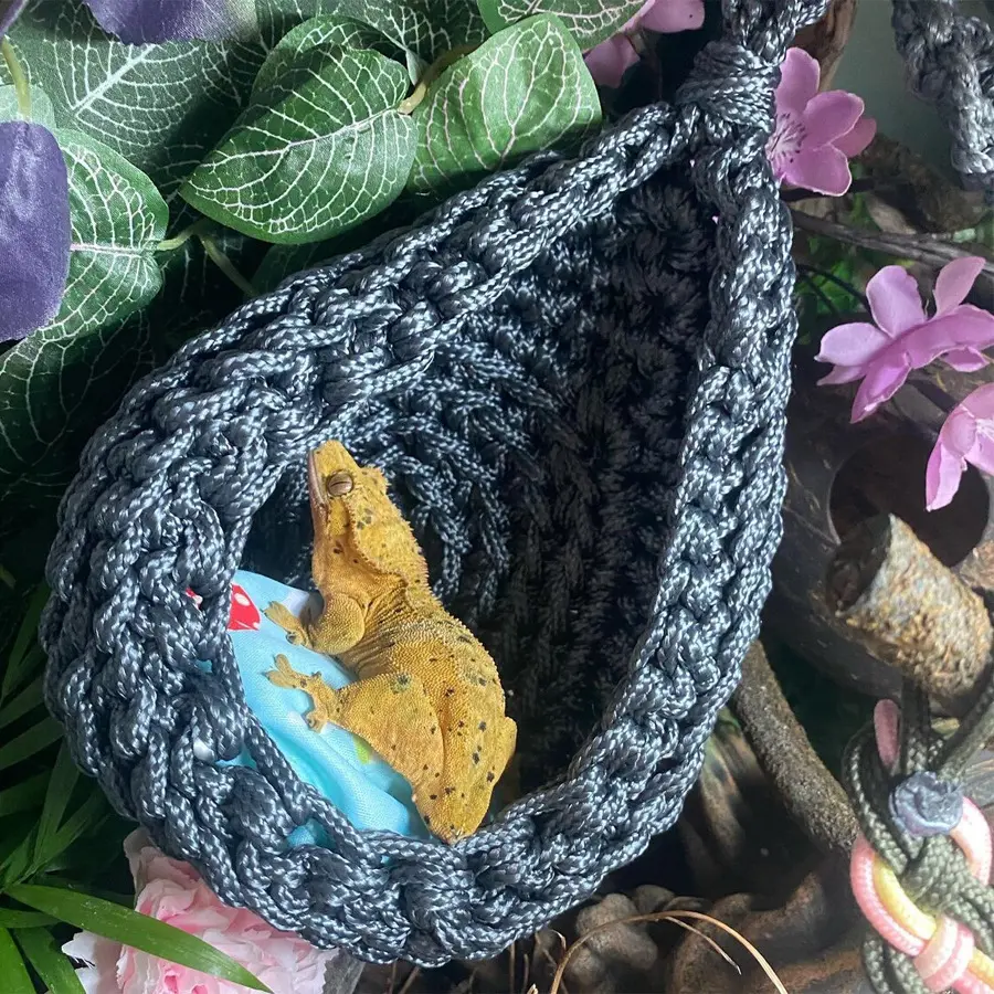 Lizard sleeping bed, washable hammock, exotic pet supplies, bristled lizard nest, small pet hanging basket, chameleon bird nest