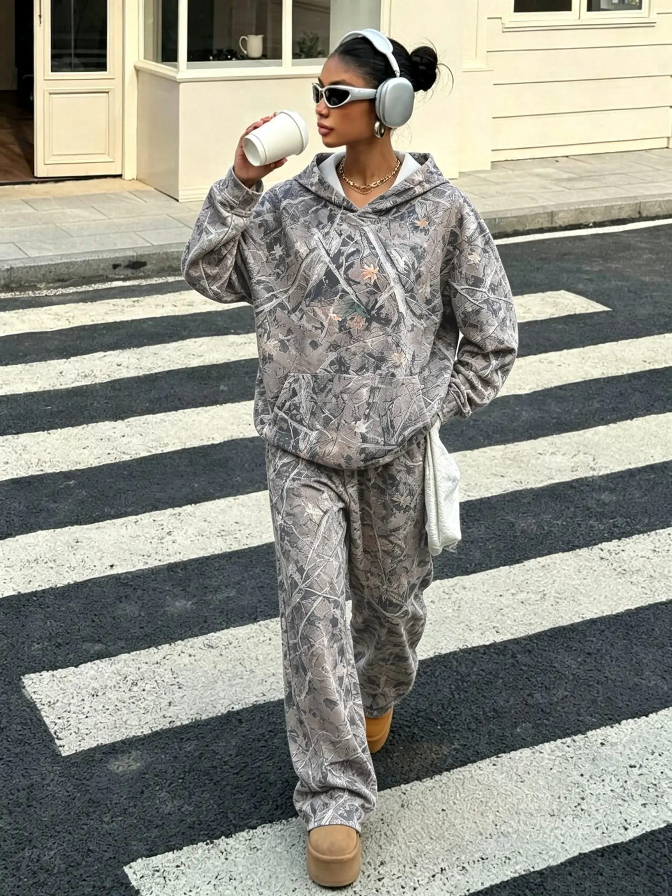 Women's Casual Fall Winter Hoodie Set, Camouflage Print, Elastic Waist Pants, Loose Fit, Thick Fabric, Daily Wear