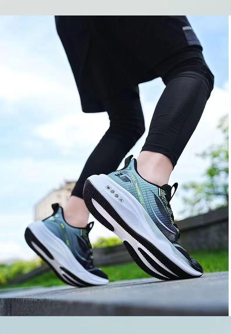 Men's Shoes Trendy New Running Shoes Versatile Outdoor Men's Sports Shoes Fashion Mesh Breathable Shoes