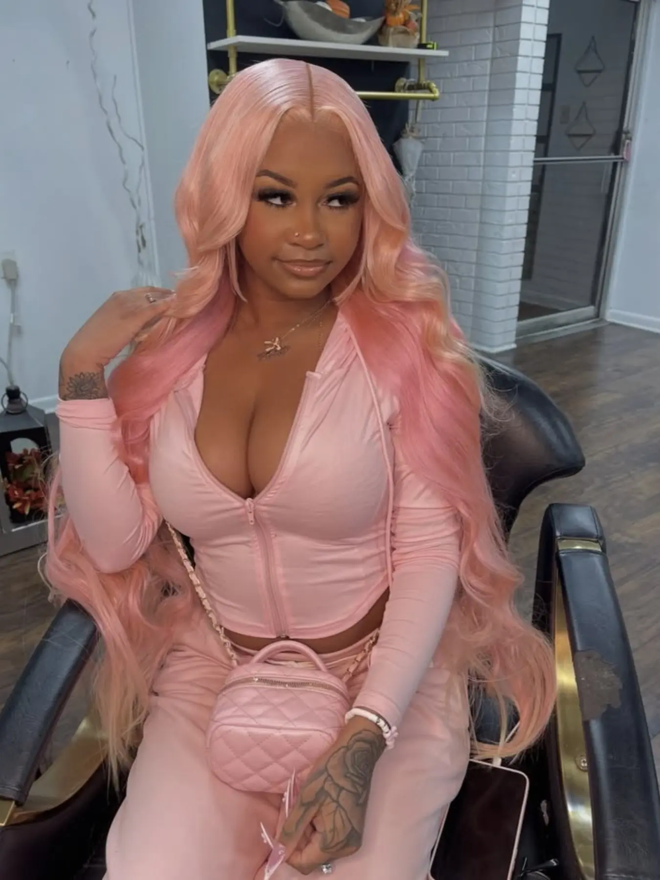 T-Part Lace Front Wig 28 Inch Body Wave Layered Wig Synthetic Hair Pre Plucked Pre Cut Natural Hairline Pink Color Wavy Cosplay Costume Wig for Women
