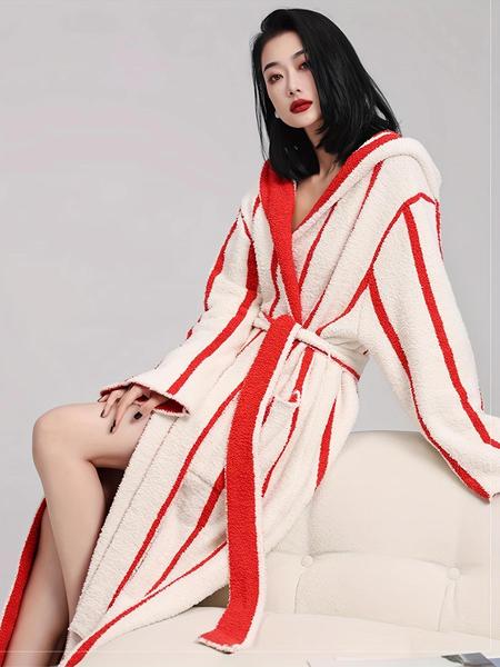 【COZY Soft Plush Feel】Women's Striped Print Long Sleeve Bathrobe, Casual Soft Comfortable Warm Hooded Robe, Ladies Sleepwear for Fall & Winter