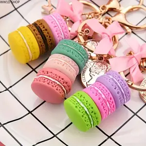 Macaron Cake Bow Keychain  Macaron Cake Keychain with Bow Pendant, Alloy Bag Charm Accessory for Handbags Backpacks and Car Keys, Cute Dessert-Inspired Decorative Key Ring