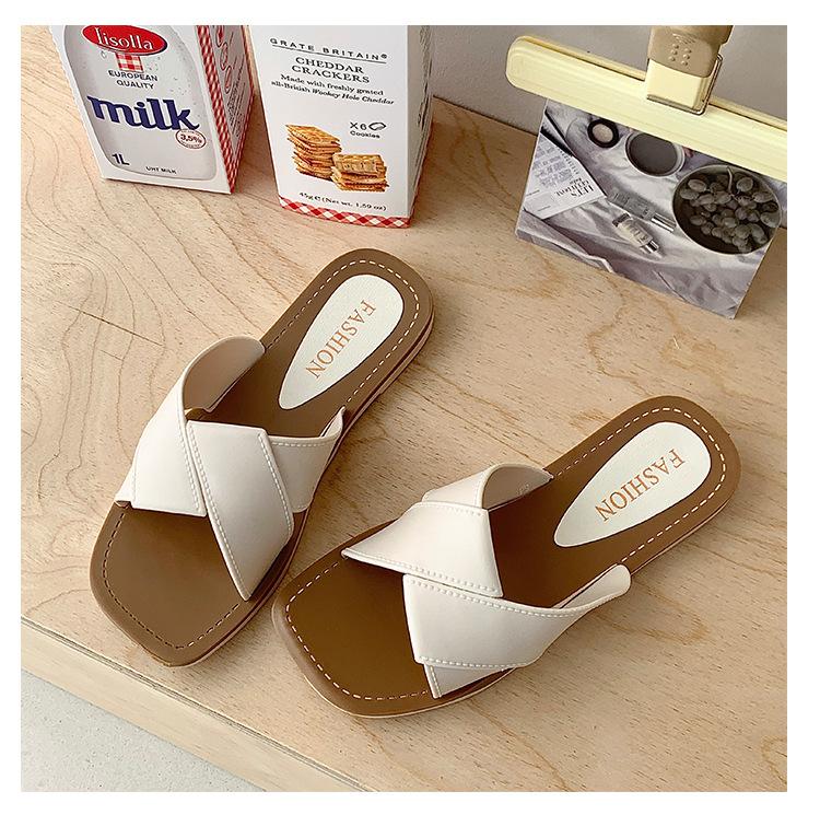 Summer Women's Flat Sandals Fashionable Open Toe Slippers Casual Beach Sandals for Daily Wear and Outdoor Activities
