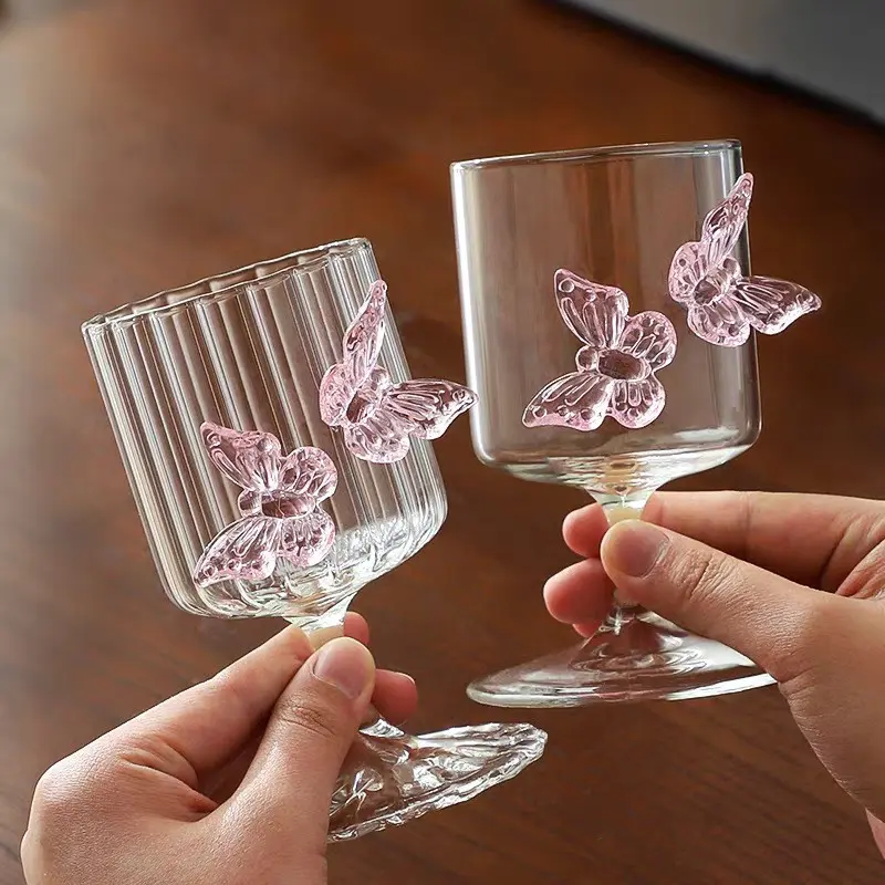 Butterfly Decor Stemmed Glass Goblet, Cottagecore Boho Aesthetic Drinkware, Fairy Cocktail Juice Glass, Dishwasher Safe Transparent Decorative Cup, Lightweight Reusable Glassware, Ideal Gift for Brunch, Wedding Toasting, Garden Party Hosting & Daily Use