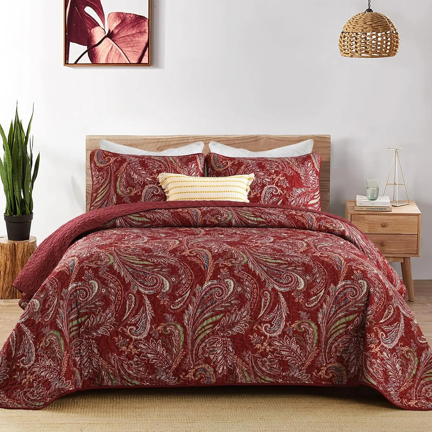 WONGS BEDDING Quilt Set King, Red Paisley Quilt Bedspread with 2 Shames | 3 Pieces Boho Quilt Bedspread, Soft and Lightweight Microfiber Coverlet Bedding Set for All Season(110''x90'')