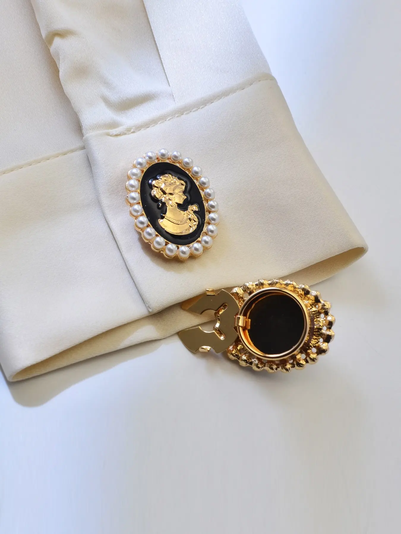 Women's Shirt Button Covers, Decorative Sleeve Buttons, Turtle Button Closure, No Sewing Required, Fashionable Clothing Accessories, Fashion Accessory