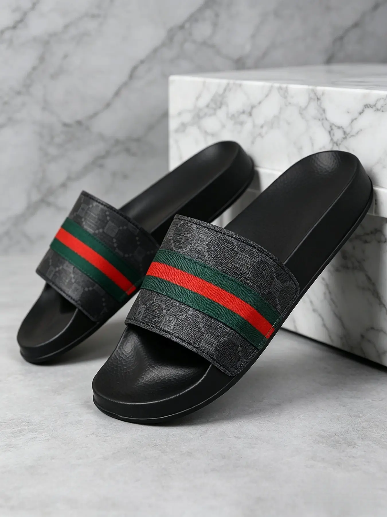 Men's New Retro Plaid Embroidered Strap Fashion Slippers Slides, Soft Elastic Thick Sole Durable Quick-Dry, Bedroom Bath Home Indoor Use