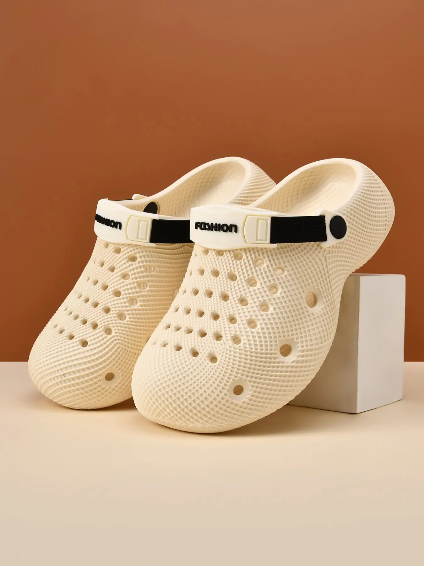Korean Style Simple Versatile Durable Holey Shoes for Women, Lightweight Comfortable Daily Wear Lazy Slippers, Sizes 36-41