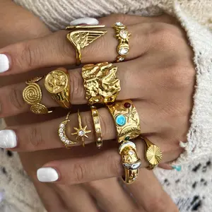 European and American titanium steel rings, medieval light luxury rings, stainless steel jewelry, women's high-end jewelry does not fade