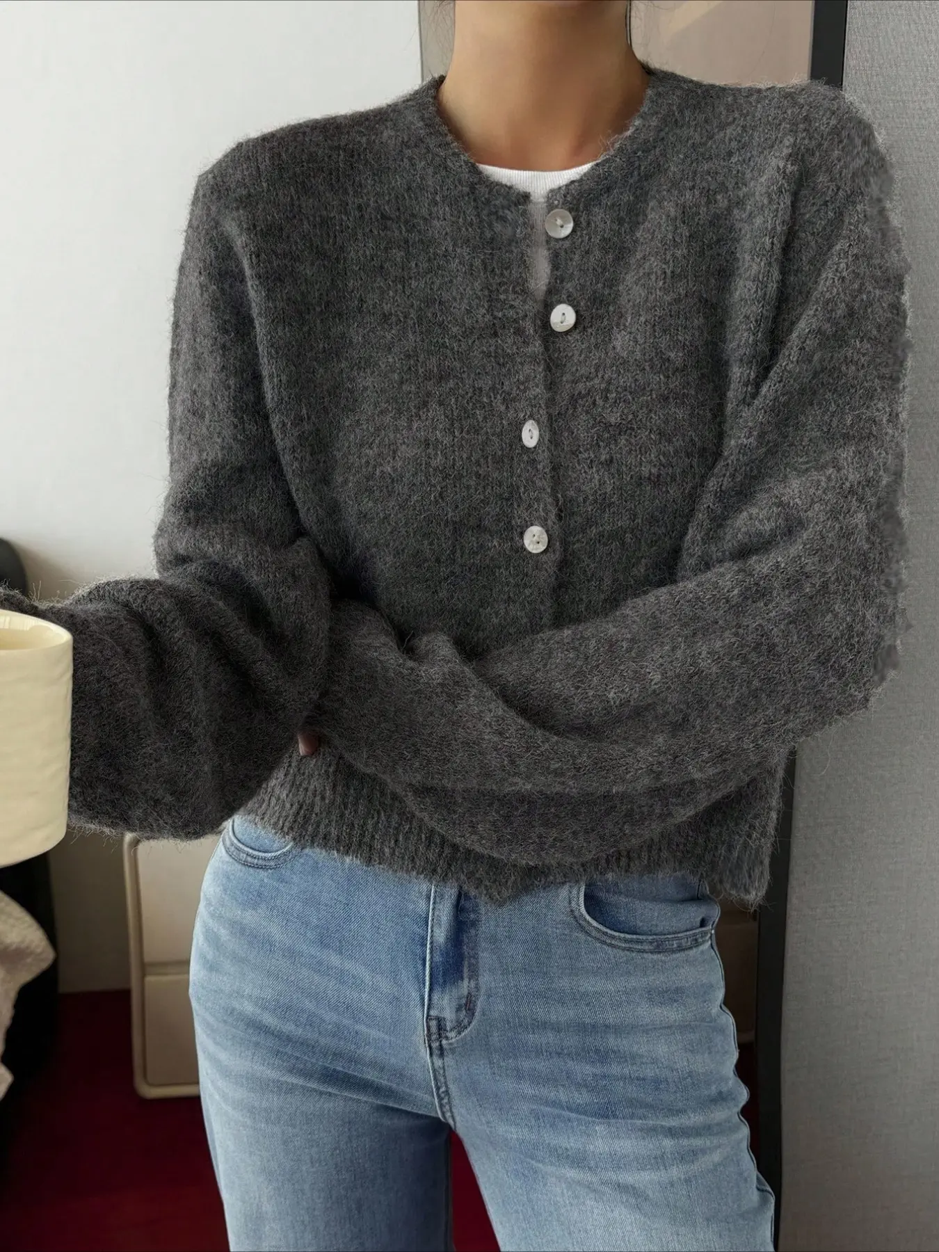 New Women's Short Cardigan, Elegant Round Neck, Long Sleeve, Gingham Pattern, Winter Fashion, Casual Wear, Perfect for Layering or Solo Style