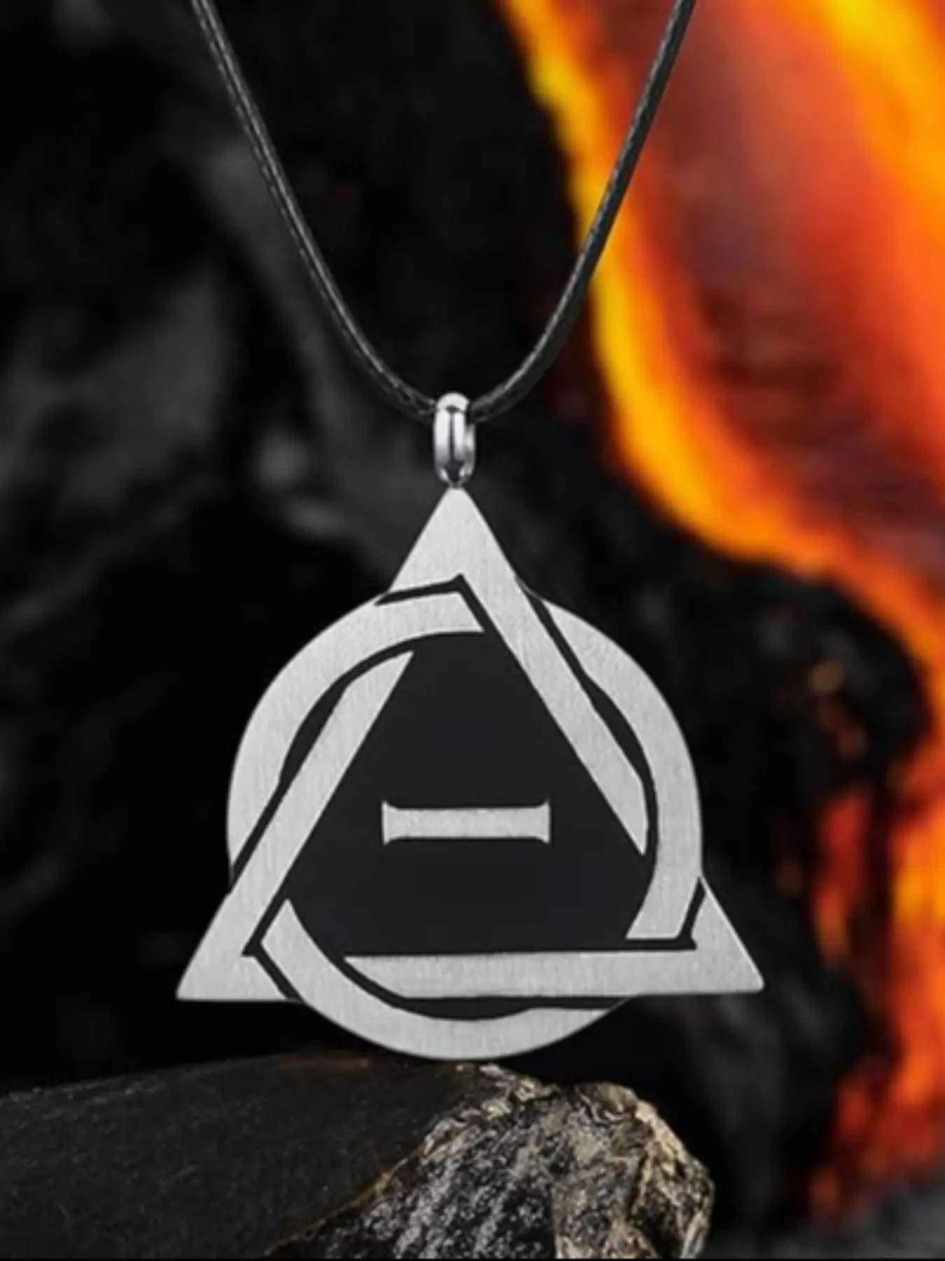 Unisex Silver Color Stainless Steel Therian Pride Symbol Necklace, Elegant Pendant Jewelry Gift, Perfect for Men and Women