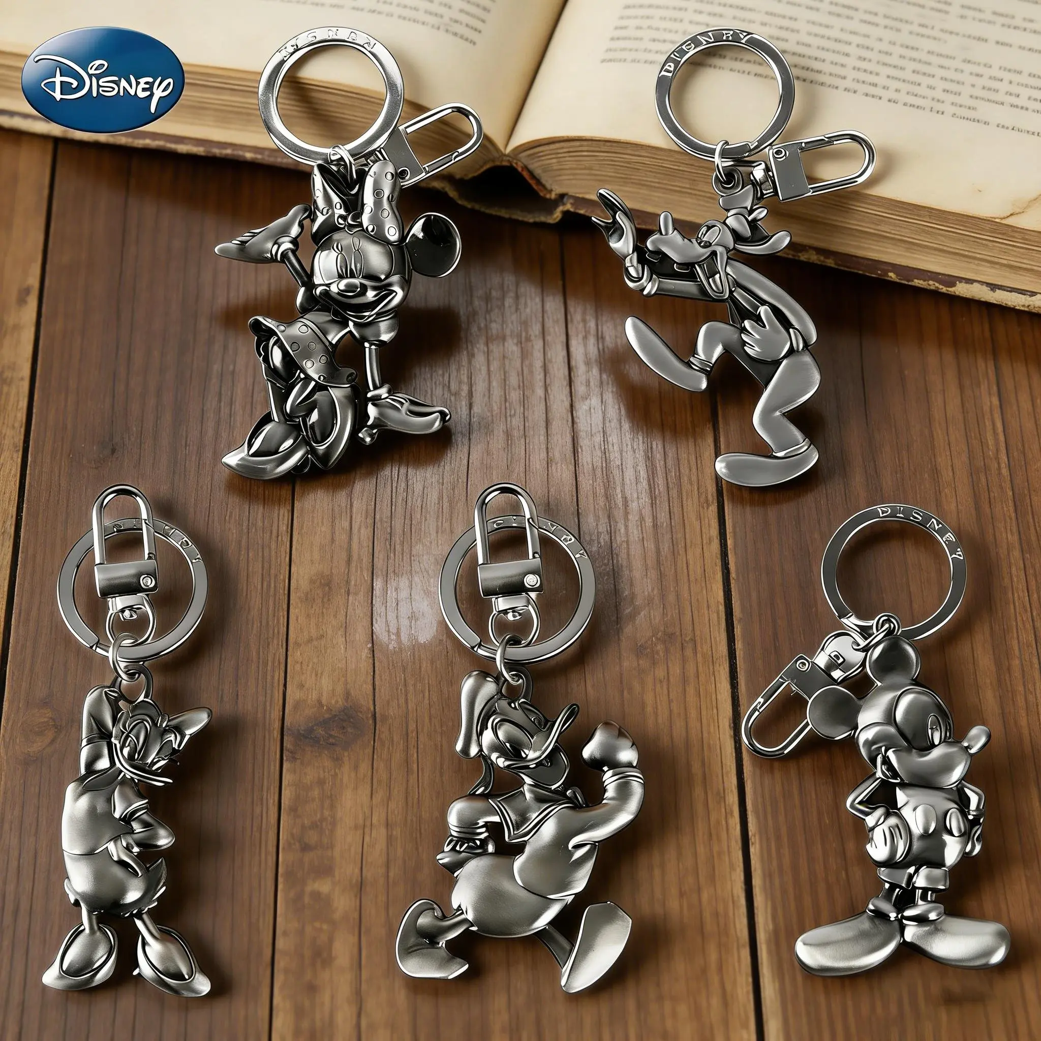 Disney Keychain Officially Licensed Collectible 1PC Cute Animal Anime Mickey Daisy Duck Donald Duck Goofy Minnie Keyring Backpack Decoration Car key Pendant Desk Ornament Anti-Rust Exquisite Alloy Enamel Gift
