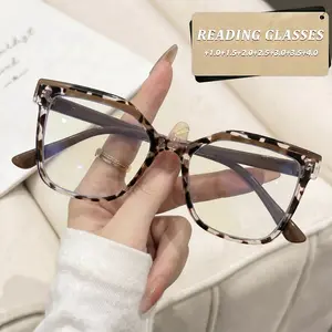 New Women's Fashion Retro Square Colorblock HD Reading Glasses, Square Frame Eyeglasses - Simple PC Material, +1.0 to +4.0 Prescription, Lightweight and Durable, Suitable for Daily Computer Office Use, Includes a Glasses Case